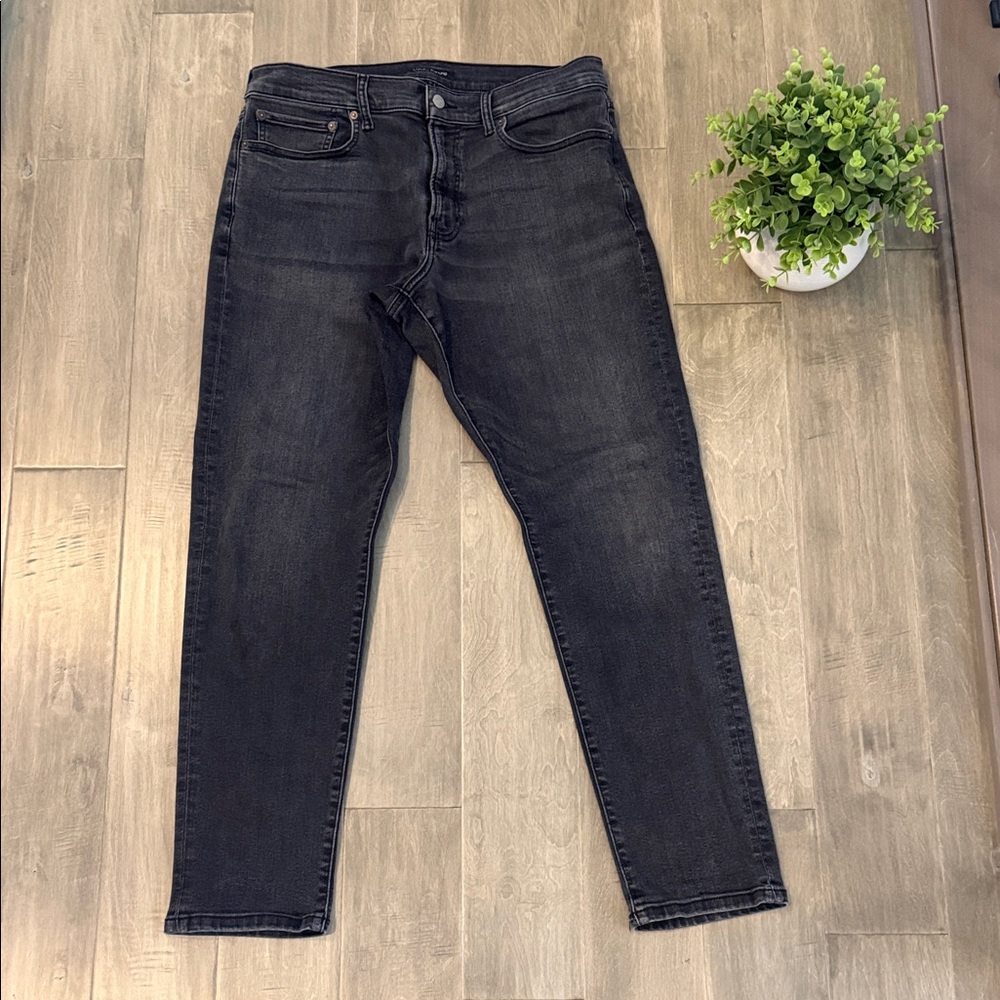 Lucky Brand 34/32 Men's Charcoal Straight Leg Jeans